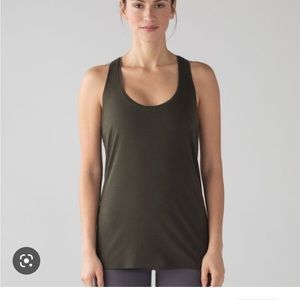 Lululemon tank top